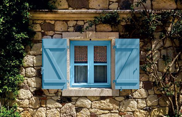 volet-battant-pvc-bleu2